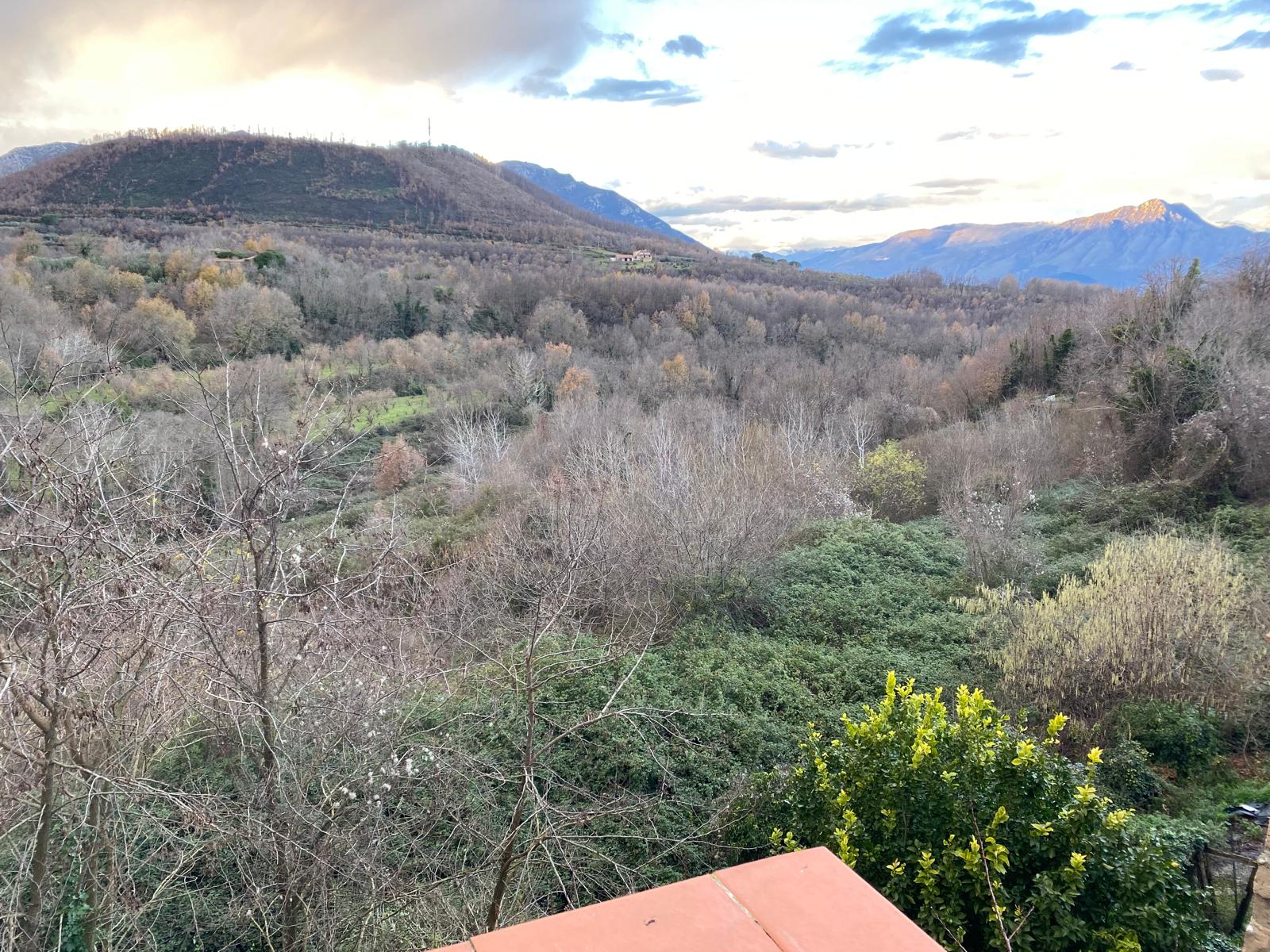 La stanza esterno-bb-cascate-di-lieti-cave-conca-della-campania