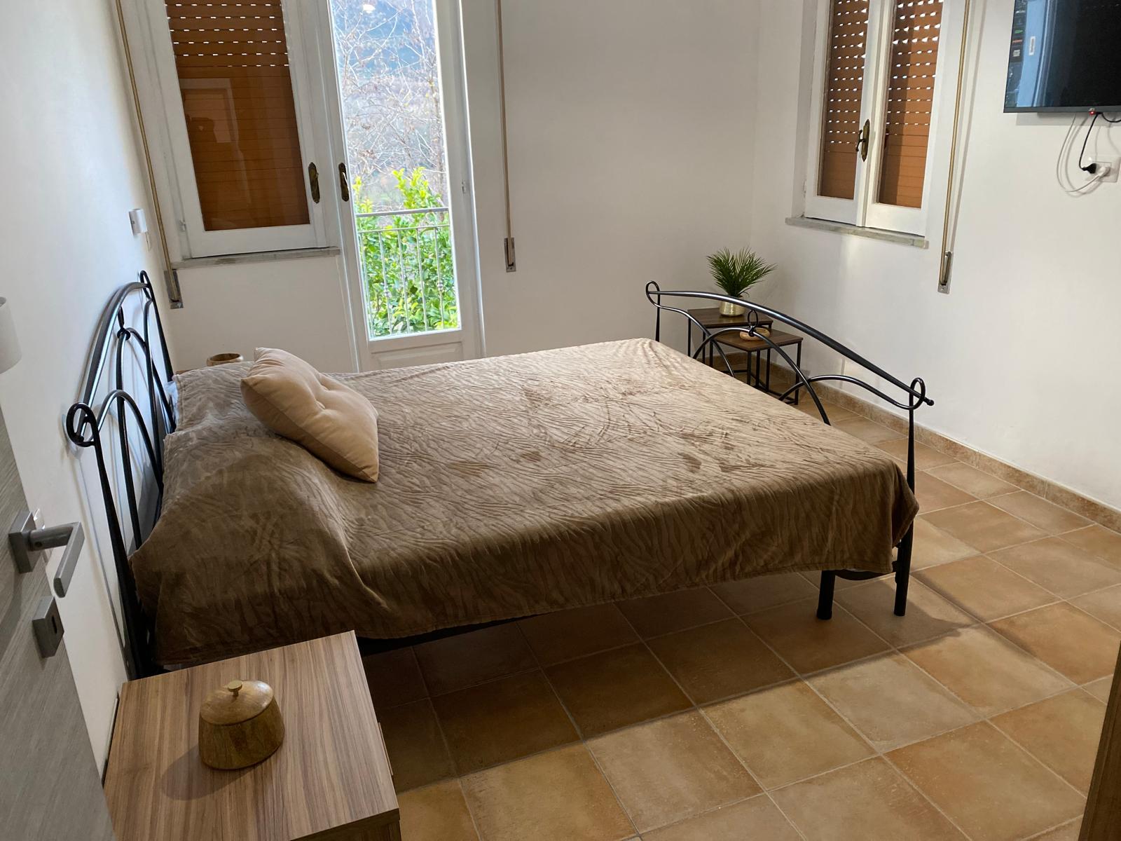 La stanza stanza-bb-cascate-di-lieti-bagno-privato